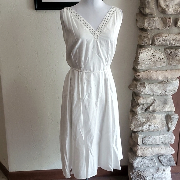 Gibson Latimer Dresses & Skirts - Gibson Latimer white dress